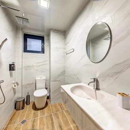 Mirror Здравен курорт *