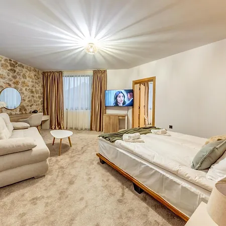 Mirror Здравен курорт Смолян
